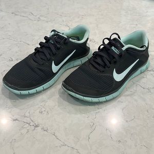 Nike Free Running Shoes